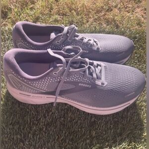 Brook's Ghost 14 Running Shoes, 11 D, Grey